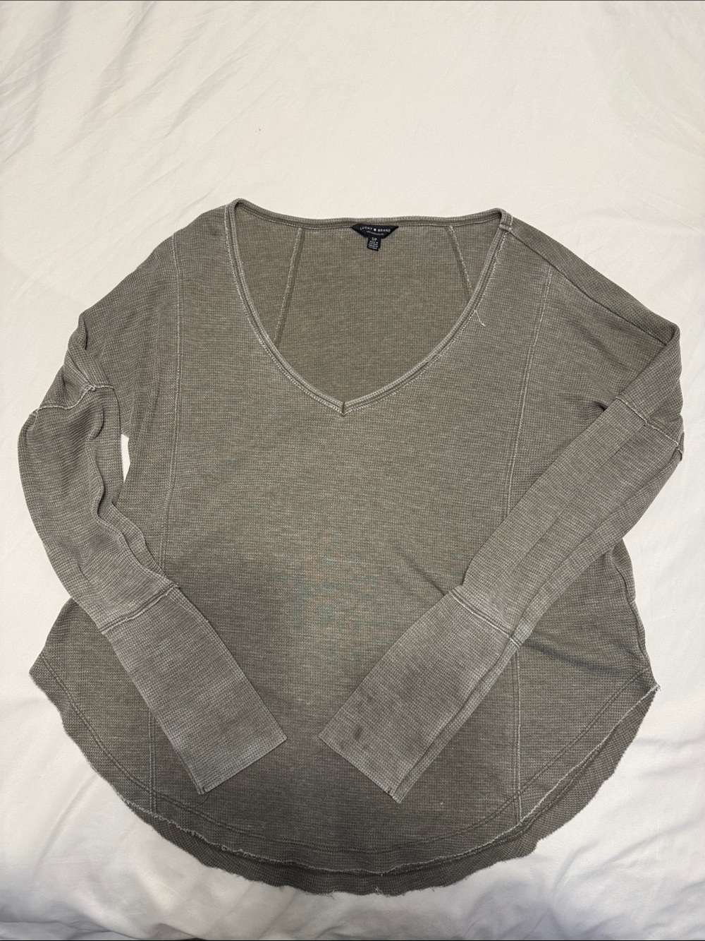 Lucky Brand Olive Gray V-Neck Long Sleeve Top
